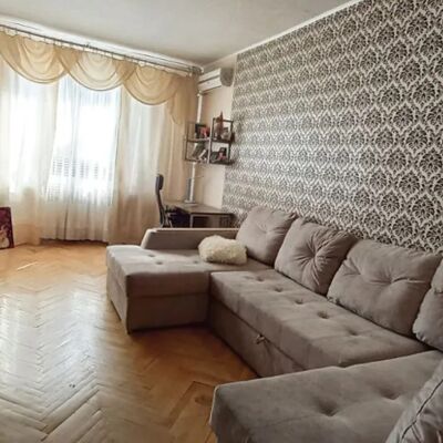 Продажа 	 Харків,  Науки (Леніна) пр.   17