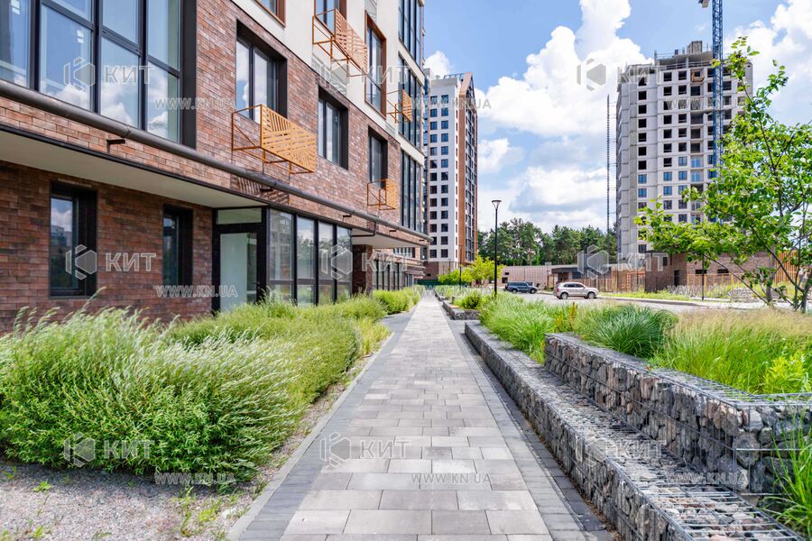 Продаж квартири Харків, Наукова, 107м²