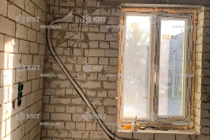Продаж квартири Харків, ХТЗ, Рогань, 47.91м²