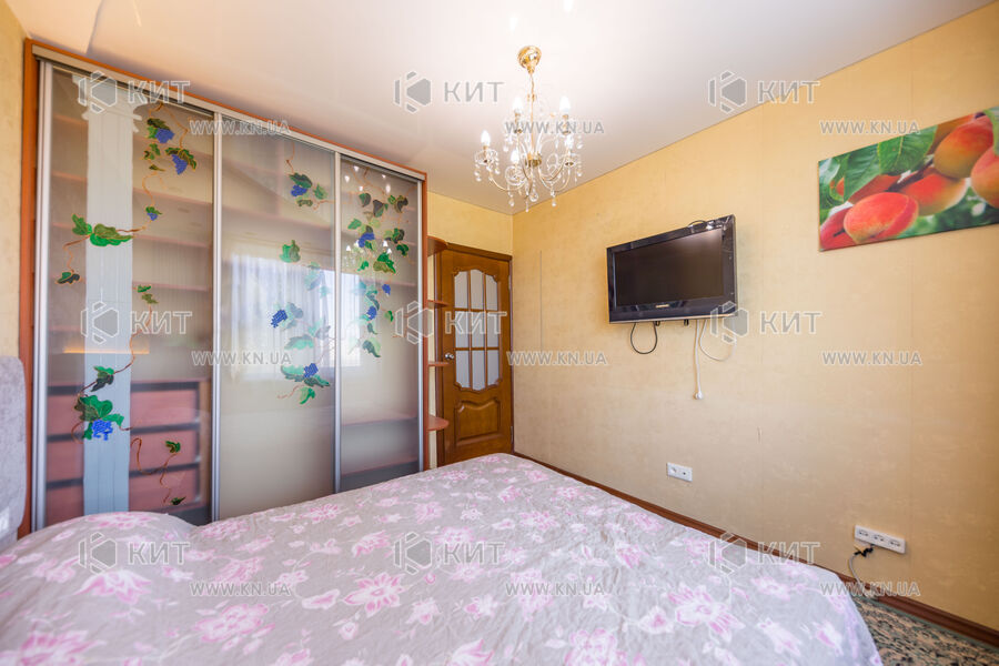 Продажа квартиры Харьков, Гагарина, Спортивная, Защитников, 45.5м²