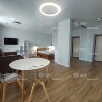 Продаж квартири Харків, ХТЗ, Рогань, 42м²