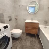 Продаж квартири Харків, ХТЗ, Рогань, 42м²