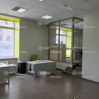 Продаж магазину Харків, Центр, 174.7м²