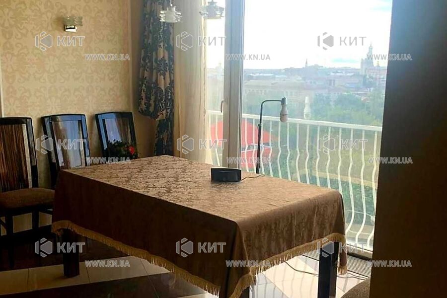 Продажа квартиры Харьков, Площадь Героев Небесной Сотни, 114м²
