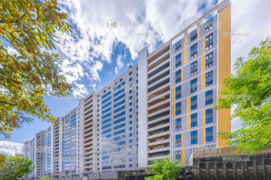 Продажа квартиры Харьков, Павлово Поле, 105м²