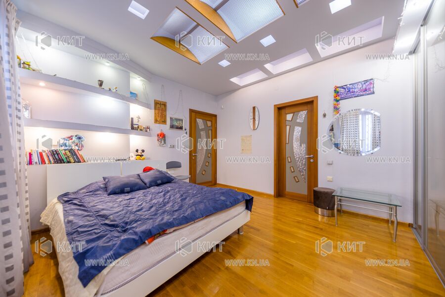 Продажа квартиры Харьков, Центр, 245м²