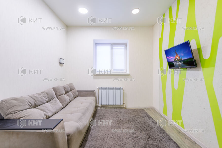 Продажа квартиры Харьков, Гагарина, Спортивная, Защитников, 18м²