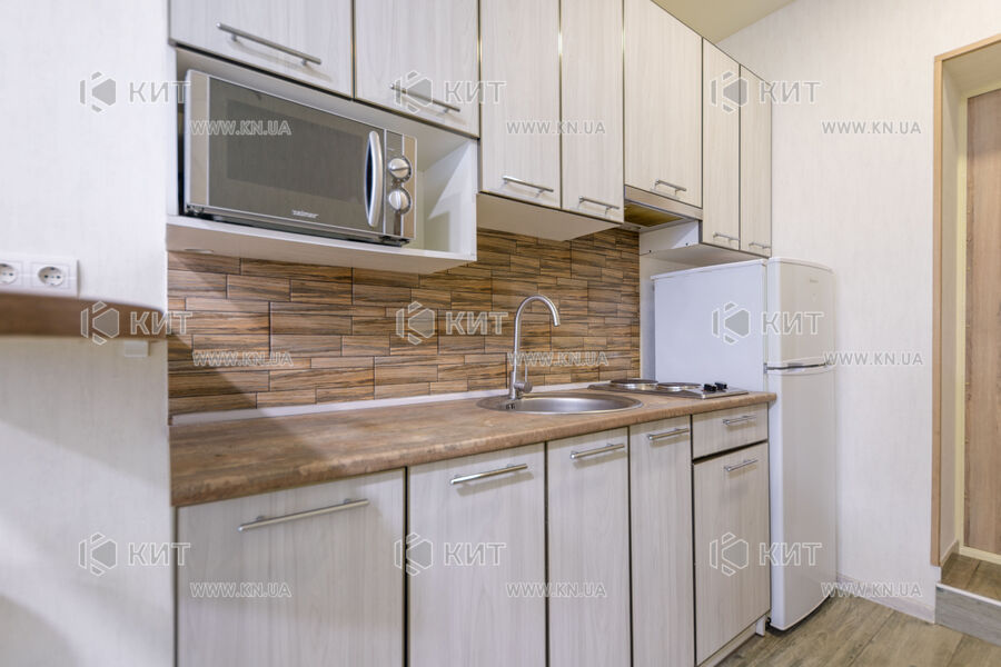 Продажа квартиры Харьков, Гагарина, Спортивная, Защитников, 18м²
