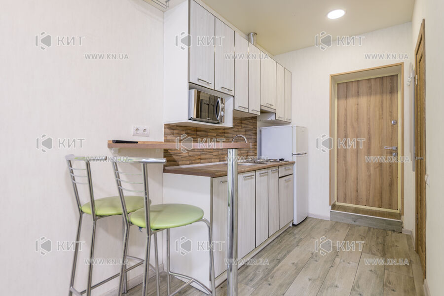 Продажа квартиры Харьков, Гагарина, Спортивная, Защитников, 18м²