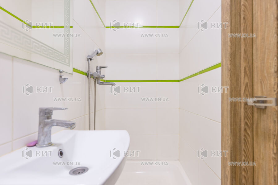 Продажа квартиры Харьков, Гагарина, Спортивная, Защитников, 18м²