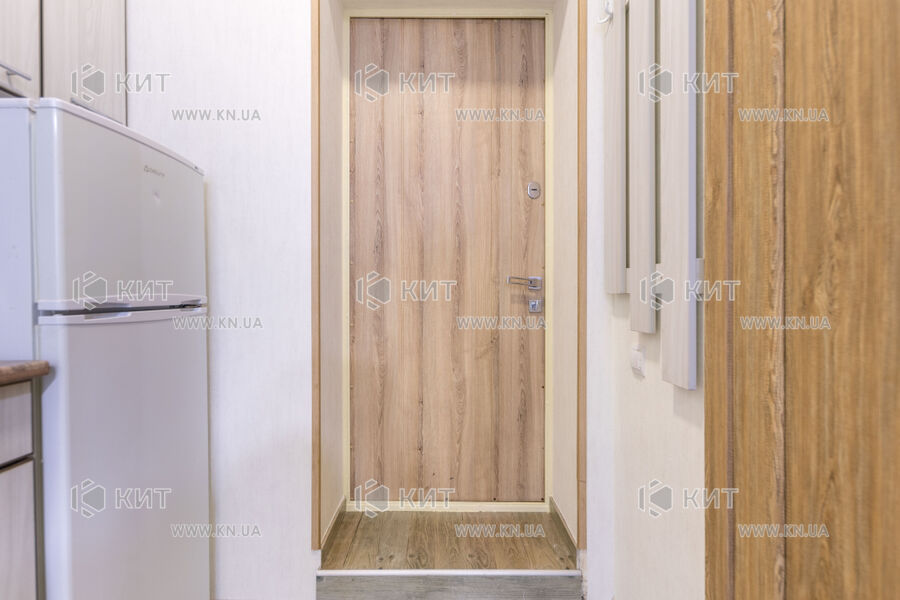 Продажа квартиры Харьков, Гагарина, Спортивная, Защитников, 18м²