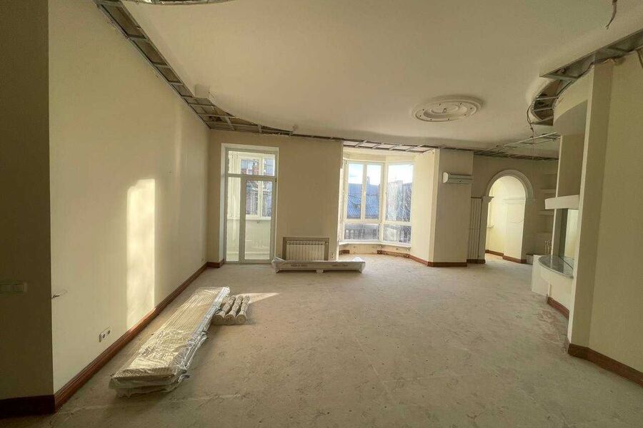 Продаж квартири Харків, Центр, 204м²