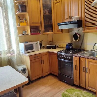 Продажа 	 Харків,  Героїв Харкова (Московський) пр.   96