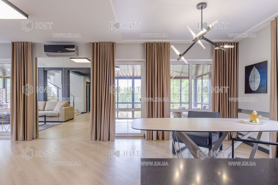 Aренда дома Харьков, Алексеевка, 250м²