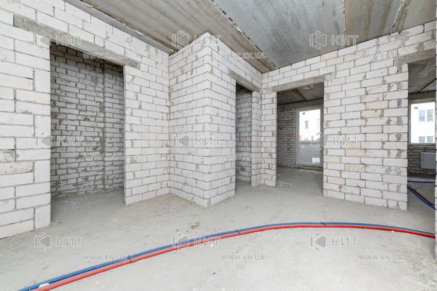 Продаж квартири Харків, ХТЗ, Рогань, 72.98м²
