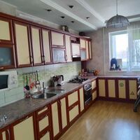 Продаж квартири Харків, Гагаріна, Спортивна, Захисників, 75м²