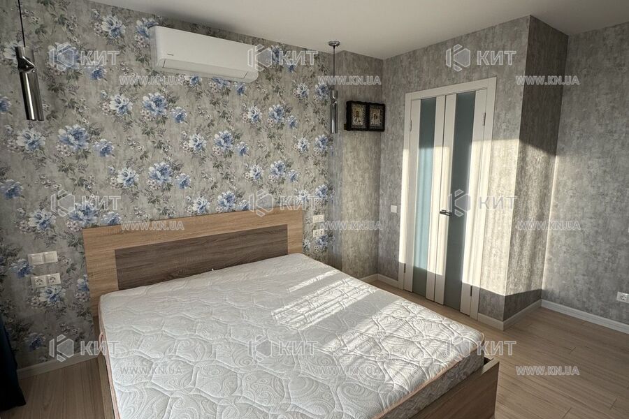 Продаж квартири Харків, Олексіївка, 88м²