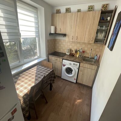 Продажа 	 Харків,  Перемоги пр.   72