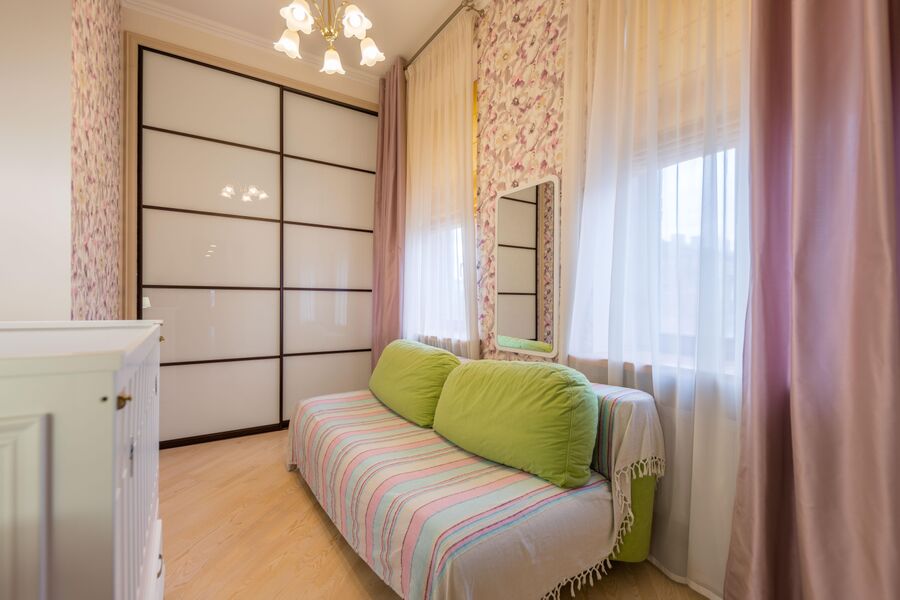 Продаж квартири Харків, Центр, 148.8м²