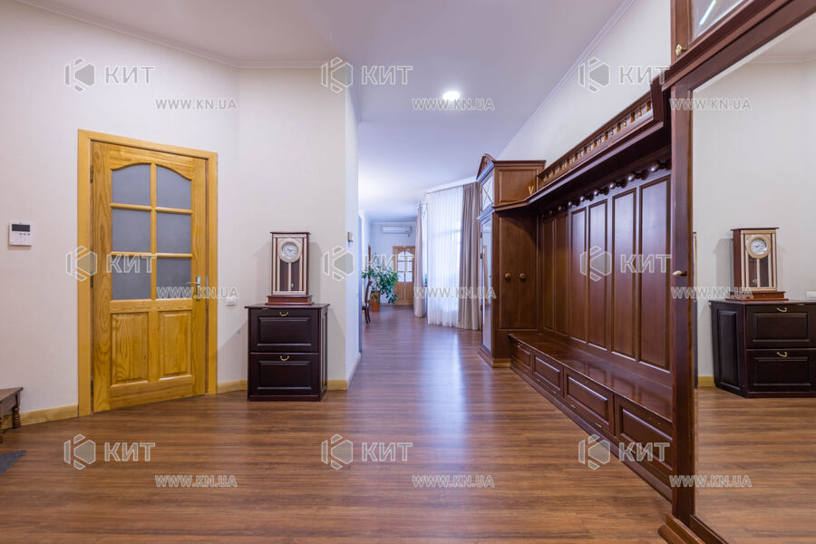 Продаж квартири Харків, Центр, 148.8м²