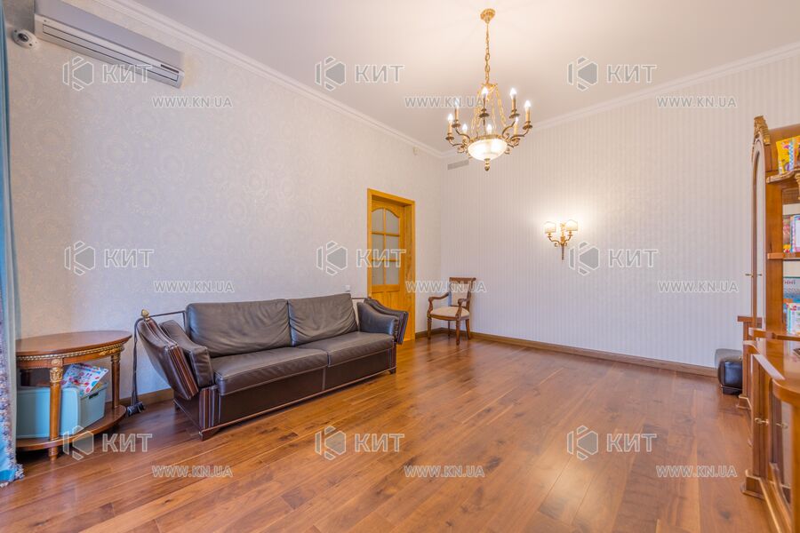 Продаж квартири Харків, Центр, 148.8м²