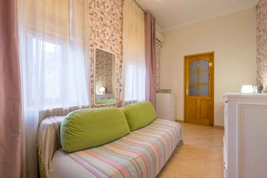 Продаж квартири Харків, Центр, 148.8м²