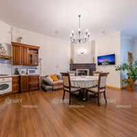 Продаж квартири Харків, Центр, 148.8м²