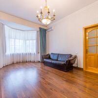 Продаж квартири Харків, Центр, 148.8м²