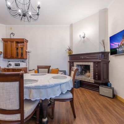 Продажа 	 Харків,  Ярослава Мудрого (Петровського) вул.   33