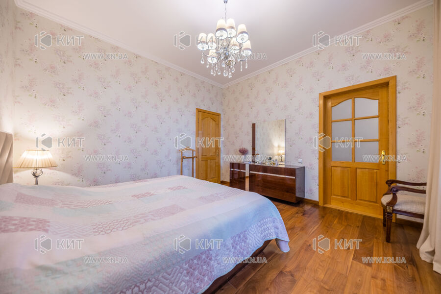Продаж квартири Харків, Центр, 148.8м²