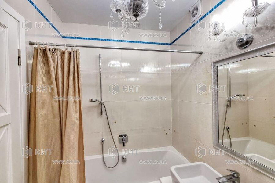 Продажа квартиры Харьков, Алексеевка, 104м²
