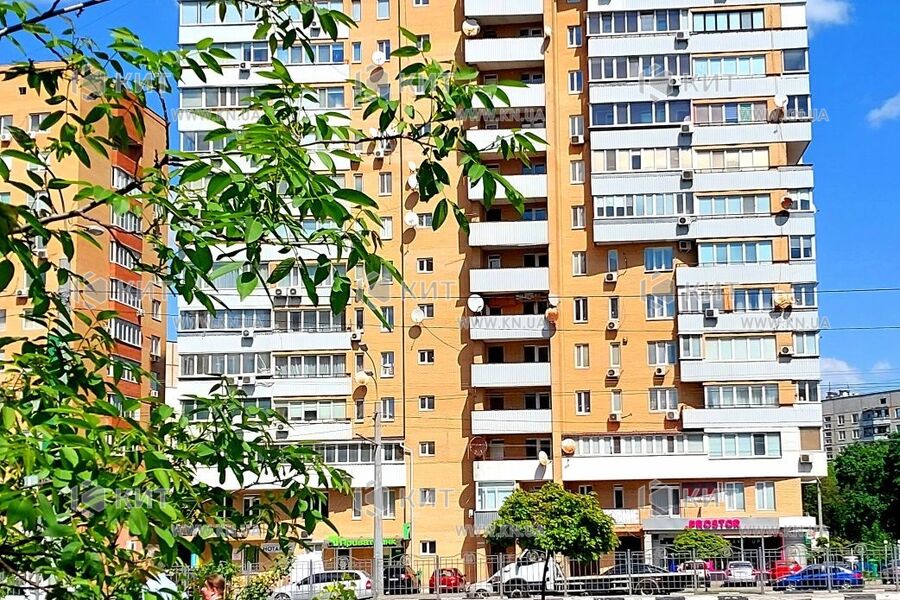 Продажа квартиры Харьков, Гагарина, Спортивная, Защитников, 54м²