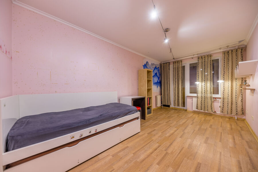 Продажа квартиры Харьков, Алексеевка, 91м²