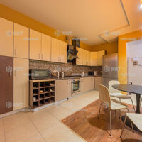 Оренда квартири Харків, Олексіївка, 77м²