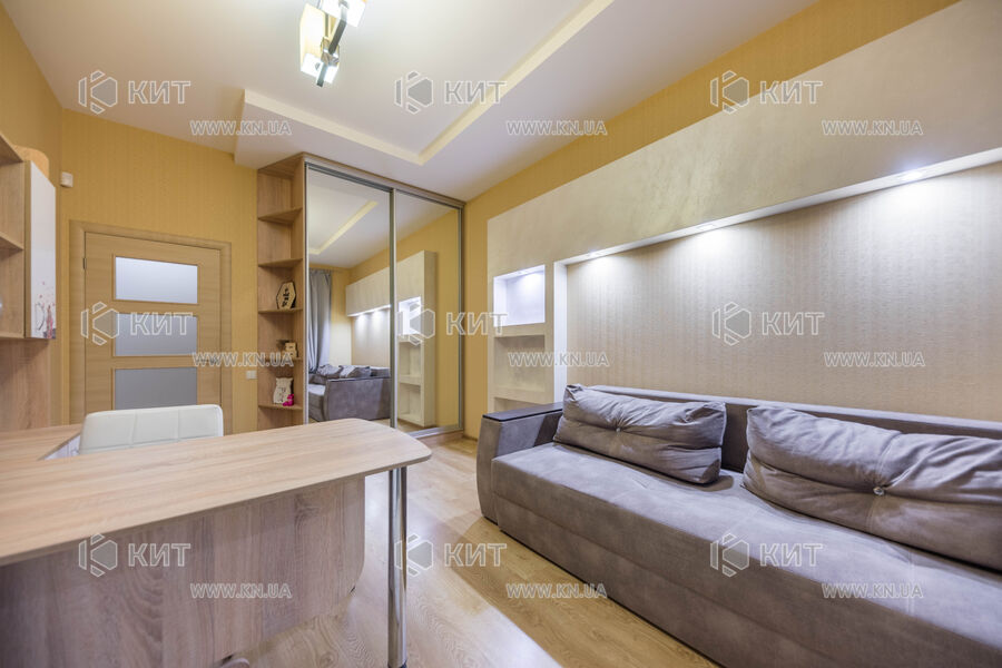 Оренда квартири Харків, Олексіївка, 77м²