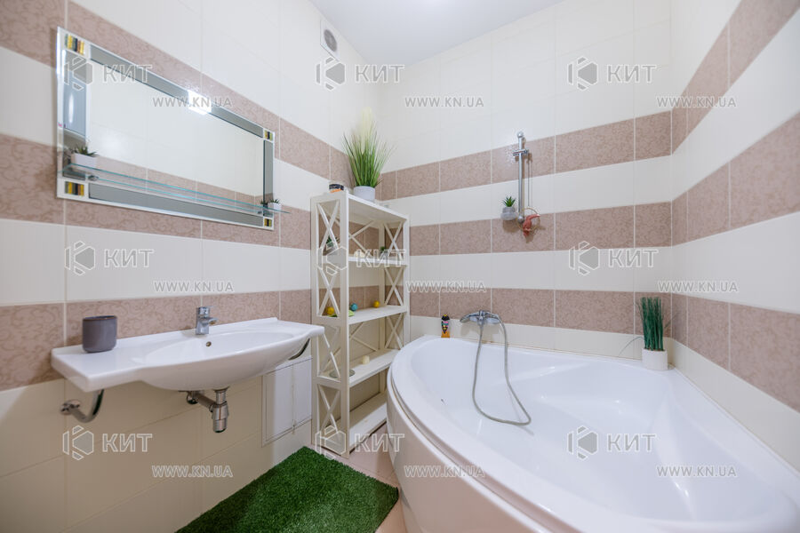 Оренда квартири Харків, Олексіївка, 77м²