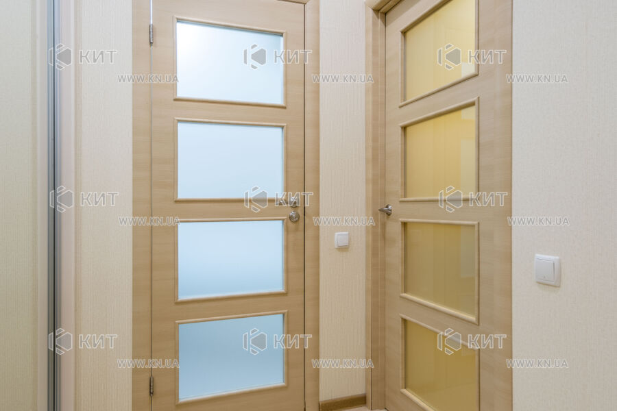 Оренда квартири Харків, Олексіївка, 77м²