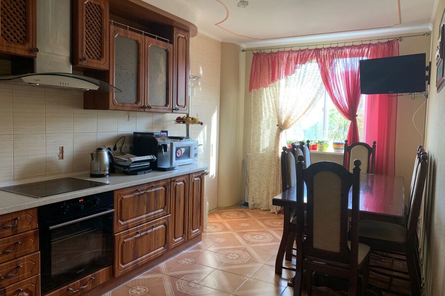 Продажа квартиры Харьков, Гагарина, Спортивная, Защитников, 78м²