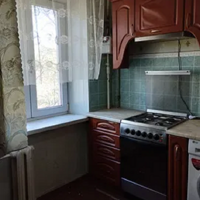 Продажа 	 Харьков,  Полтавский Шлях ул.   173