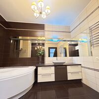 Продажа квартиры Харьков, Алексеевка, 150м²