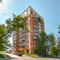 Продаж квартири Харків, Наукова, 126м²