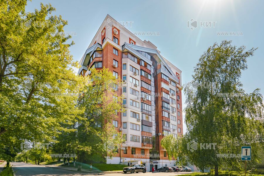 Продаж квартири Харків, Наукова, 126м²