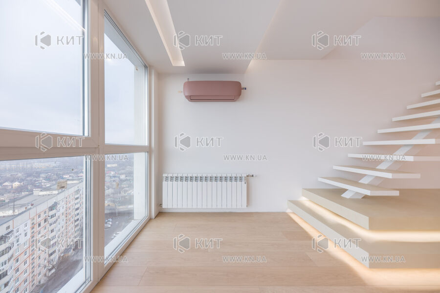 Продажа квартиры Харьков, Одесская, Основа, 115м²