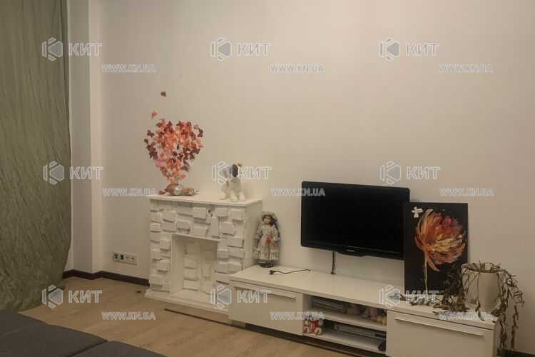 Продаж квартири Харків, Олексіївка, 100м²