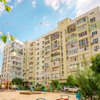 Продаж квартири Харків, Олексіївка, 100м²
