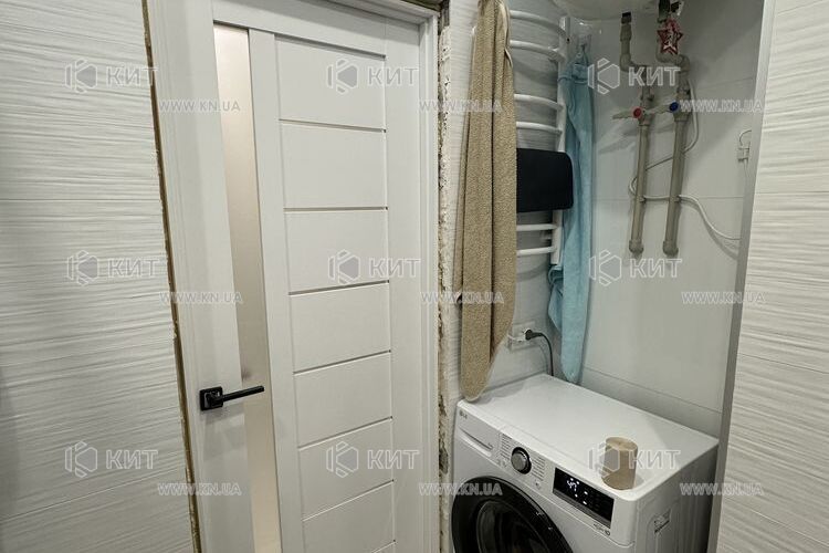 Продаж квартири Харків, Олексіївка, 35м²