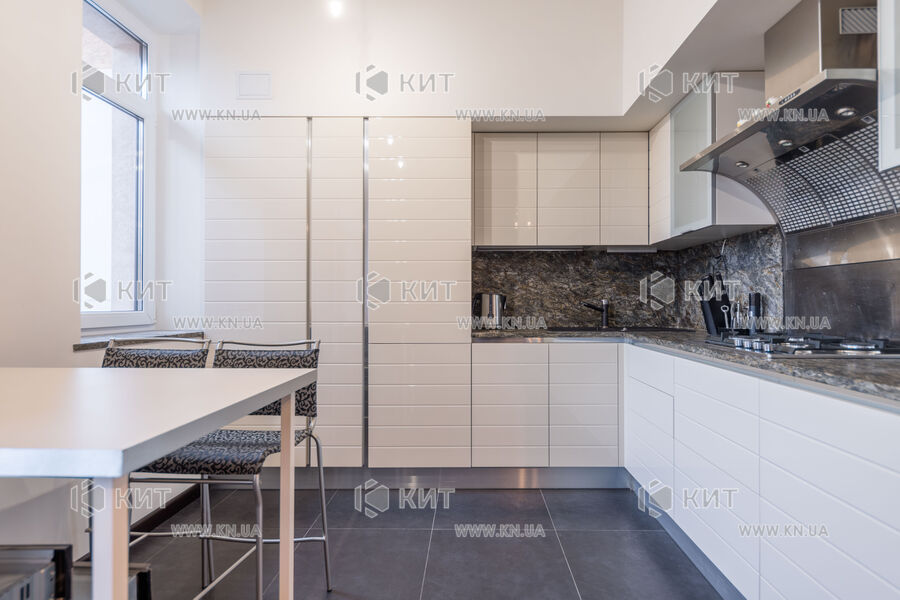 Продаж квартири Харків, Наукова, 142.7м²