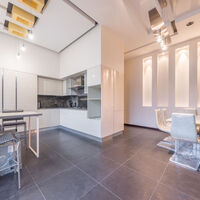Продаж квартири Харків, Наукова, 142.7м²
