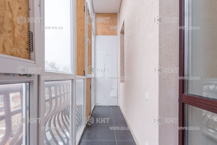 Продаж квартири Харків, Наукова, 142.7м²