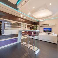 Продаж квартири Харків, Наукова, 142.7м²